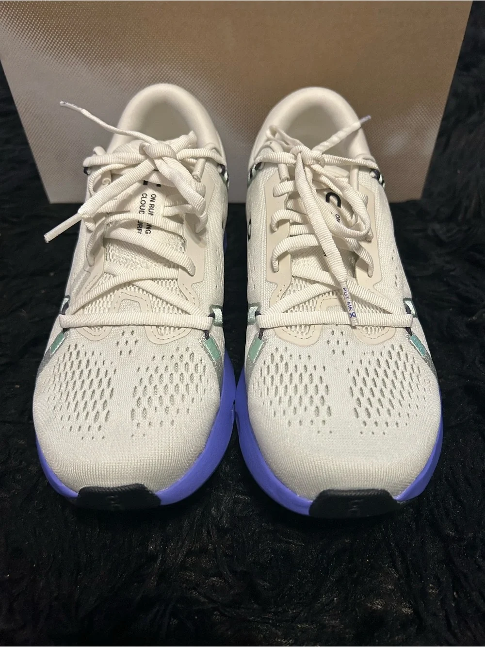ON CLOUDSURFER athletic training running lace up shoes sneakers women’s 8 new